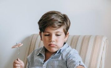 How to Select the Best Puppy Food for Sensitive Stomachs How to Select the Best Puppy Food for Sensitive Stomachs